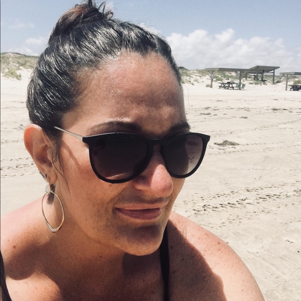 Meet your Posher, Terra